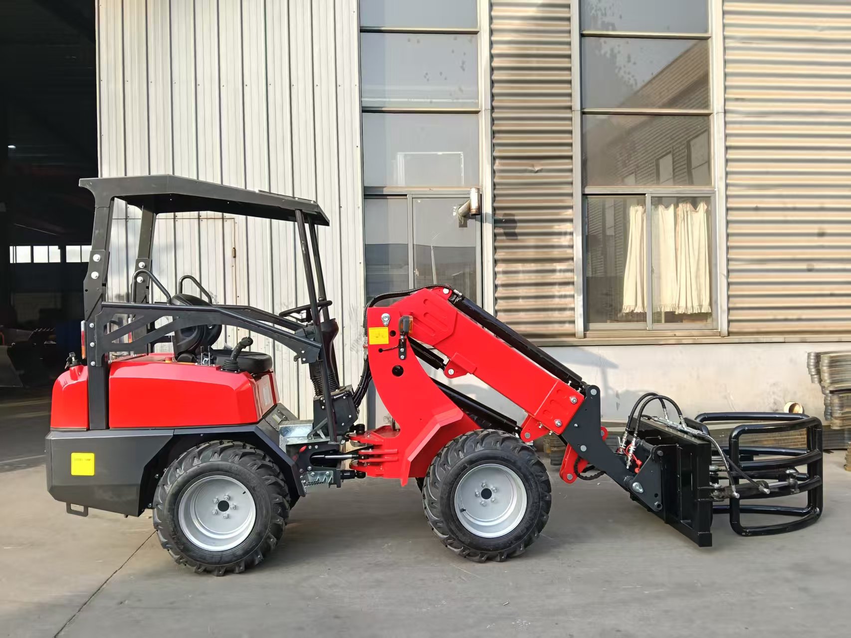 Mini Carregadeira Telescópica  - Wheel Loader avaliação e preço